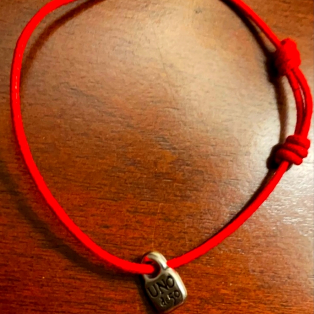 Adjustable bracelet